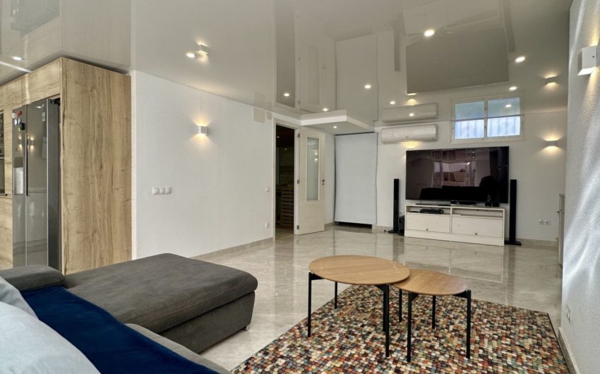 Resale - Detached Villa -
Orihuela Costa - Los Altos