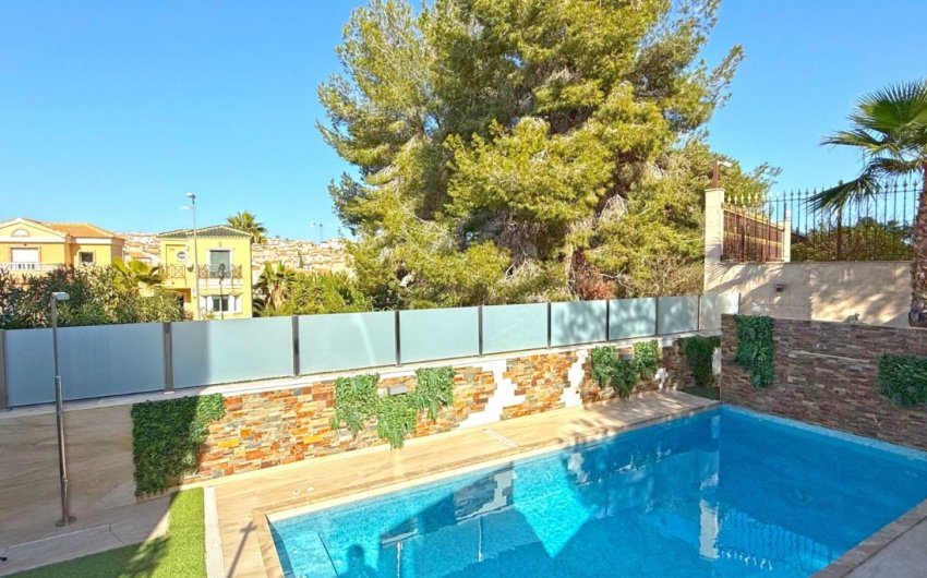 Resale - Detached Villa -
Orihuela Costa - Villamartín