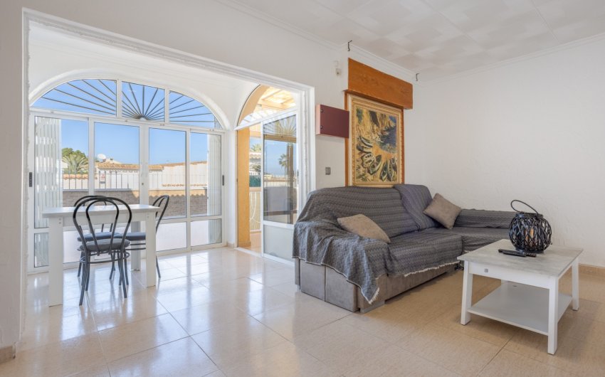 Resale - Detached Villa -
Torrevieja - Urbanización San Luis