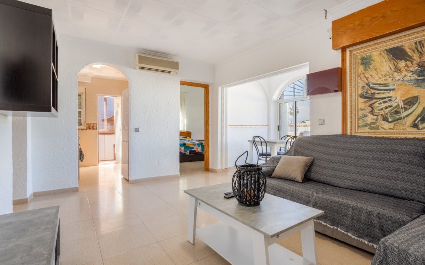 Resale - Detached Villa -
Torrevieja - Urbanización San Luis