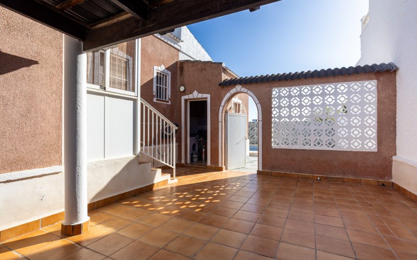 Resale - Detached Villa -
Torrevieja - Urbanización San Luis
