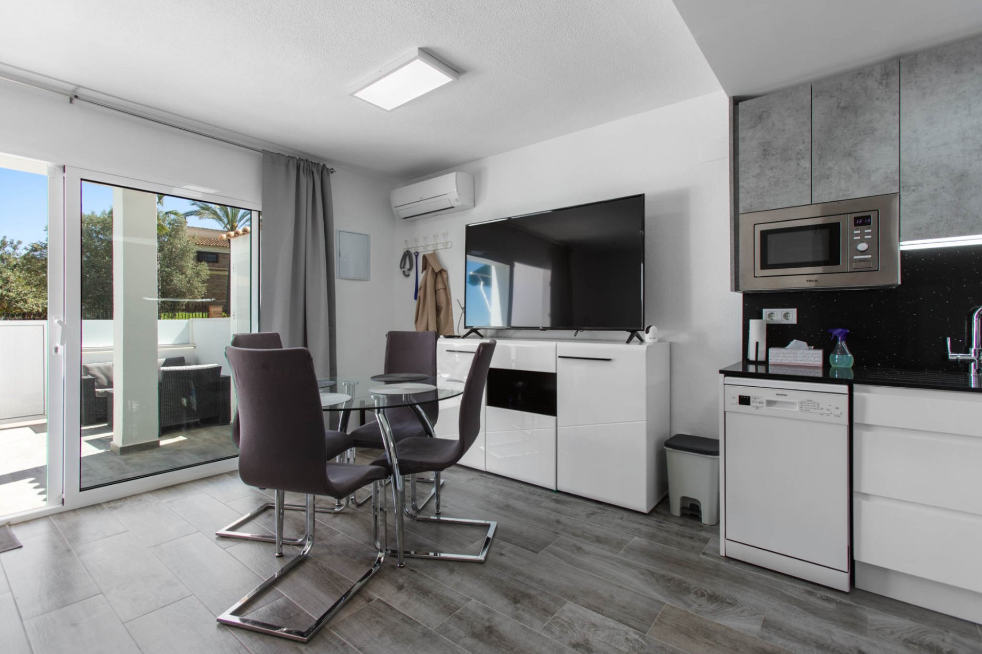 Resale - Duplex apartment -
Torrevieja - Lago Jardin