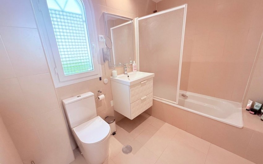 Resale - Duplex -
Hacienda Riquelme Golf Resort - Inland