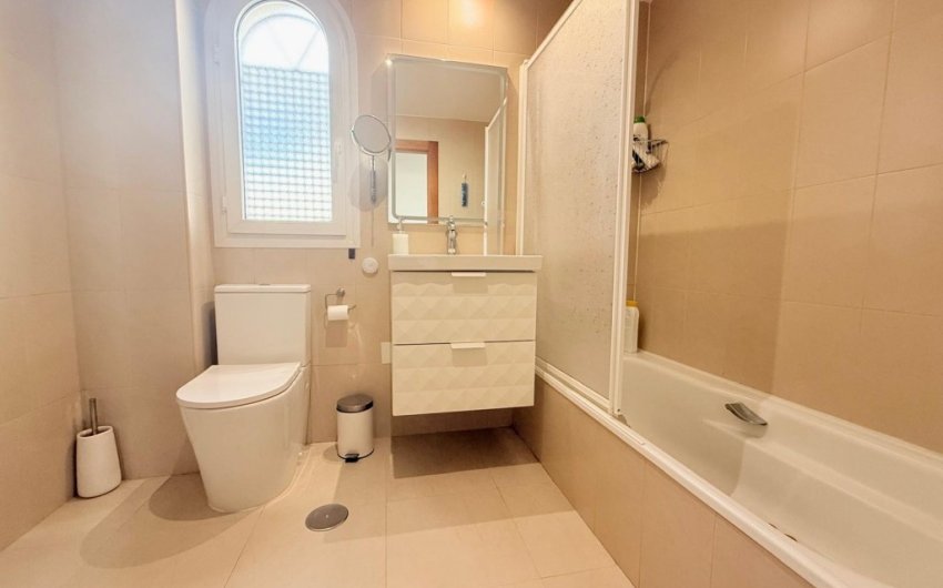 Resale - Duplex -
Hacienda Riquelme Golf Resort - Inland