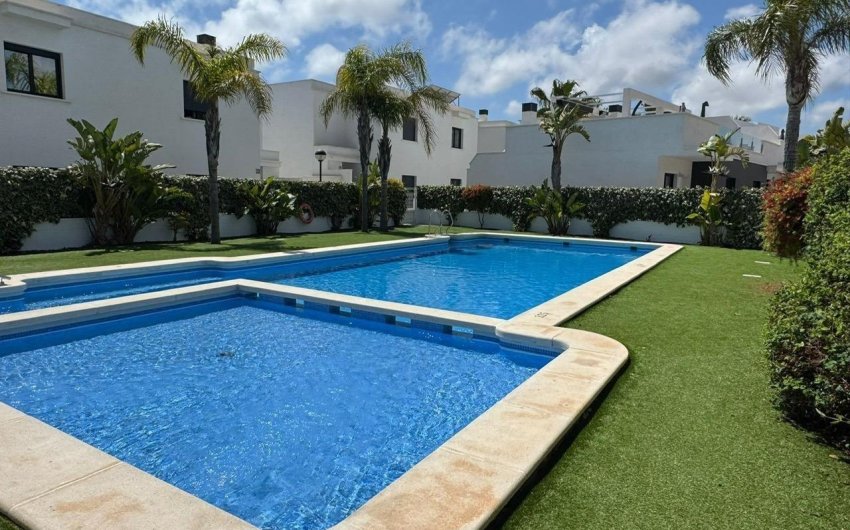 Resale - Duplex -
Orihuela Costa - Costa Blanca