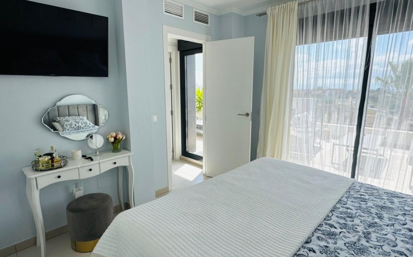 Resale - Duplex -
Orihuela Costa - Costa Blanca