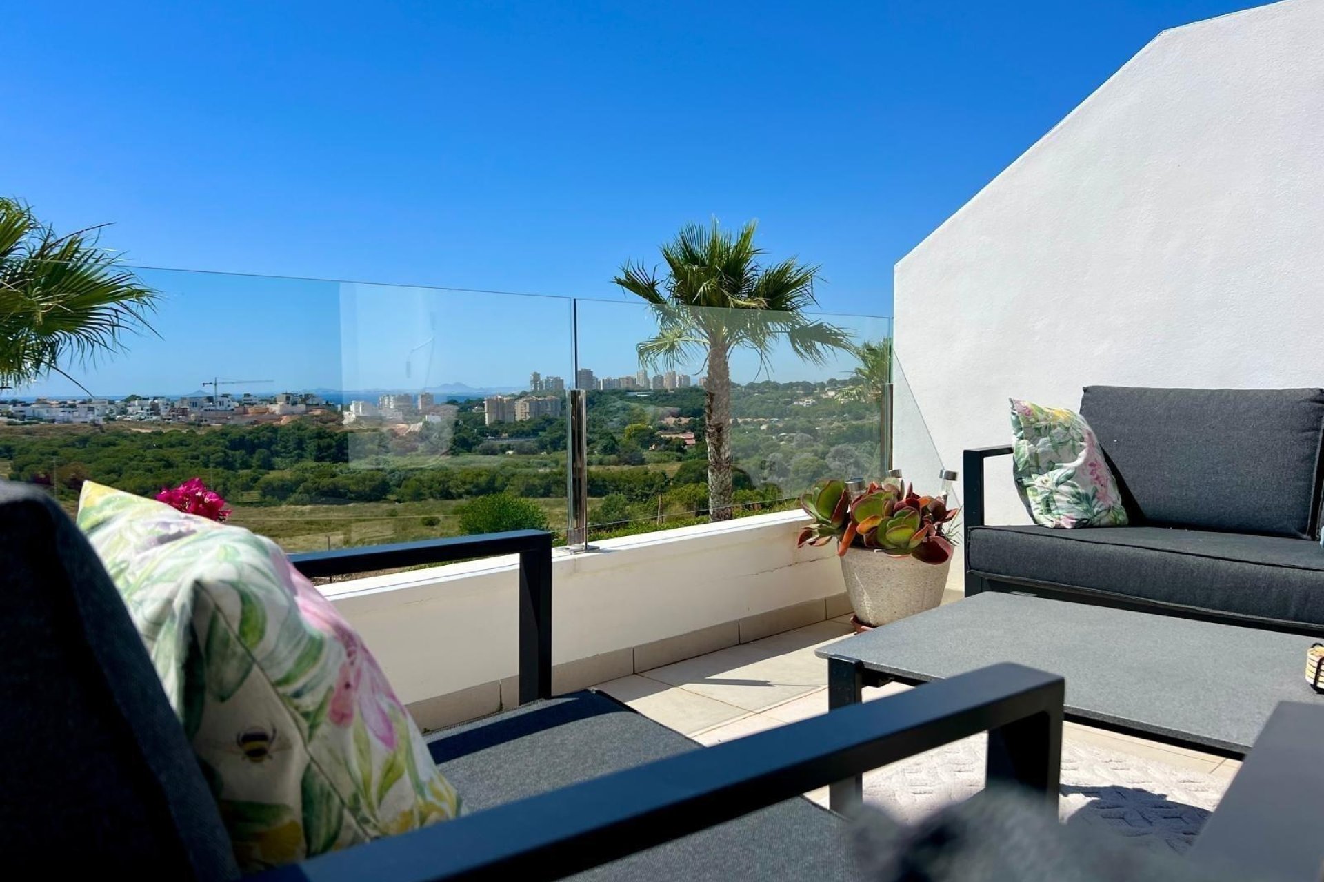 Resale - Duplex -
Orihuela Costa - Costa Blanca