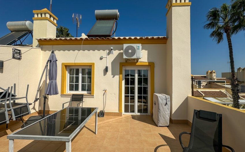 Resale - Duplex -
Orihuela Costa - Costa Blanca