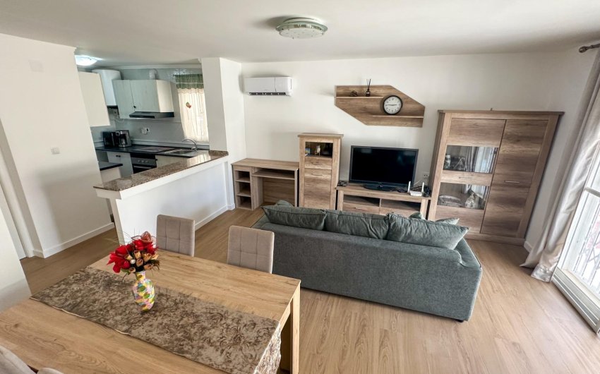 Resale - Duplex -
San Miguel de Salinas - Las Filipinas