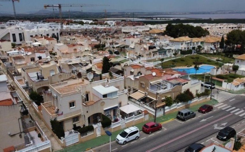 Resale - Duplex -
Torrevieja - Costa Blanca