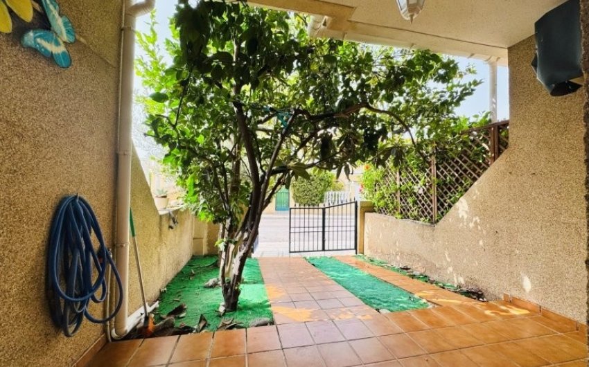 Resale - Duplex -
Torrevieja - Costa Blanca