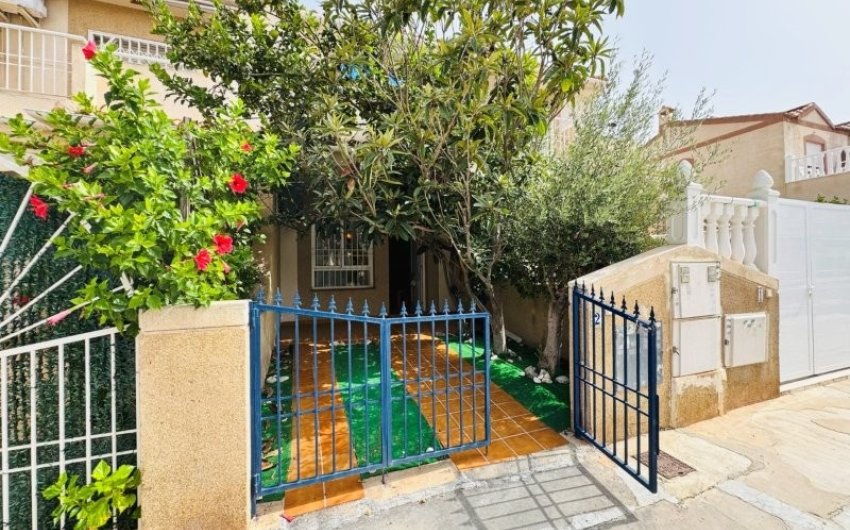 Resale - Duplex -
Torrevieja - Costa Blanca