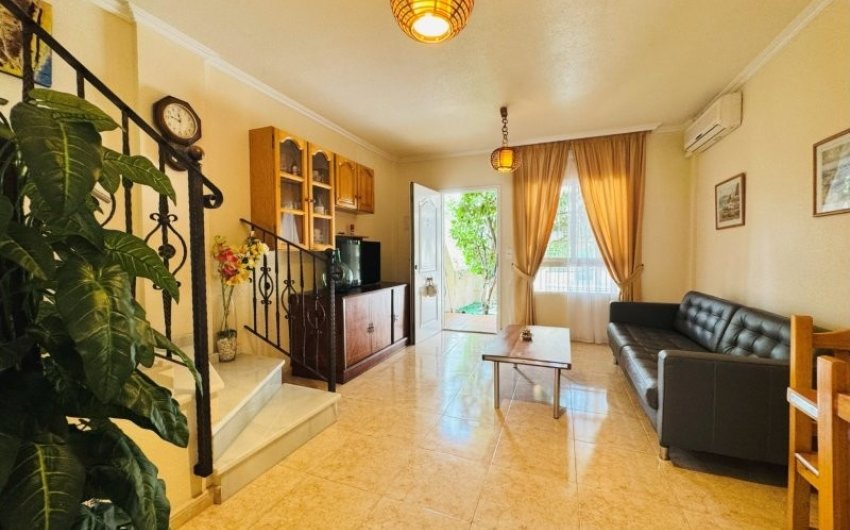 Resale - Duplex -
Torrevieja - Costa Blanca