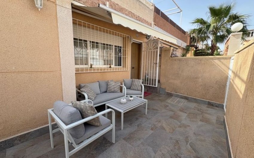 Resale - Duplex -
Torrevieja - Costa Blanca