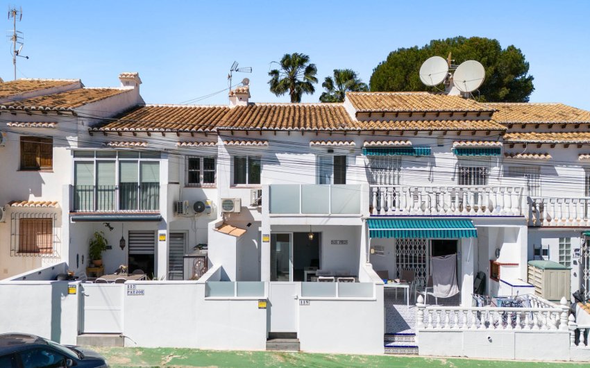 Resale - Duplex -
Torrevieja - Costa Blanca
