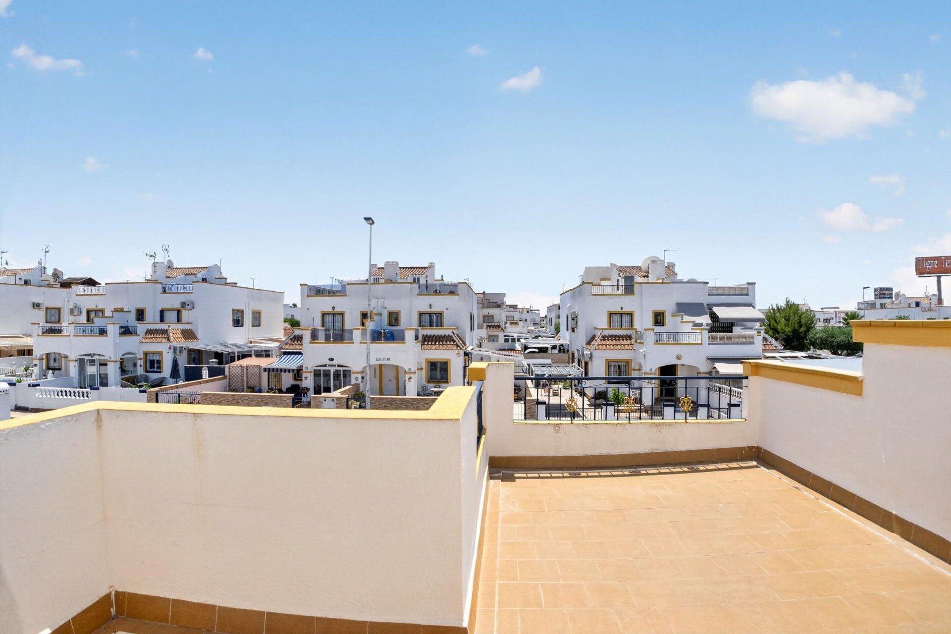 Resale - Duplex -
Torrevieja - La Siesta - El Salado - Torreta