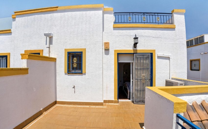 Resale - Duplex -
Torrevieja - La Siesta - El Salado - Torreta