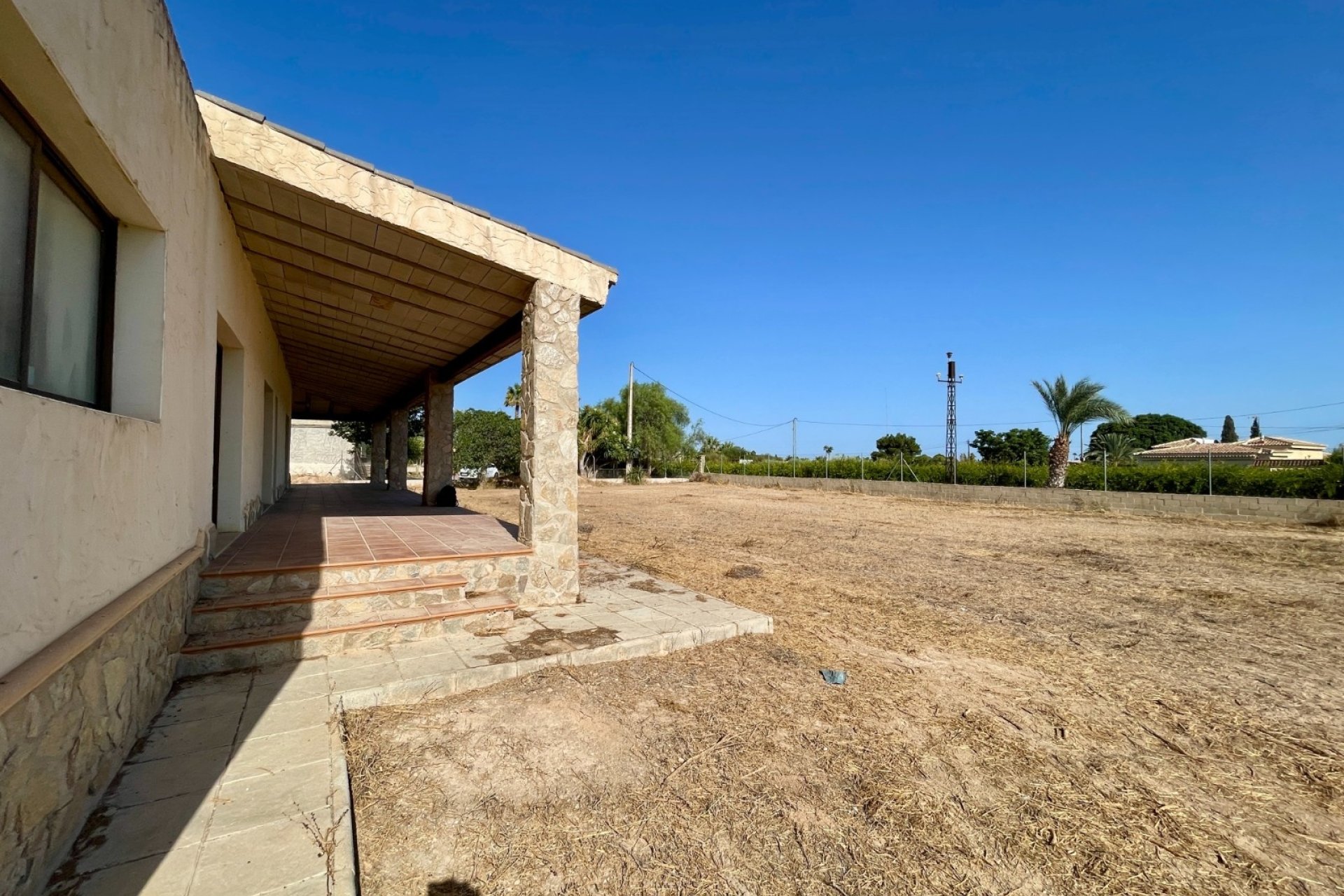 Resale - Finca / Country Property -
Elche - Matola