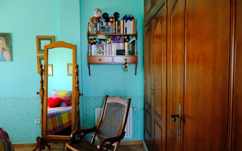 Resale - Finca Country Property -
Orihuela