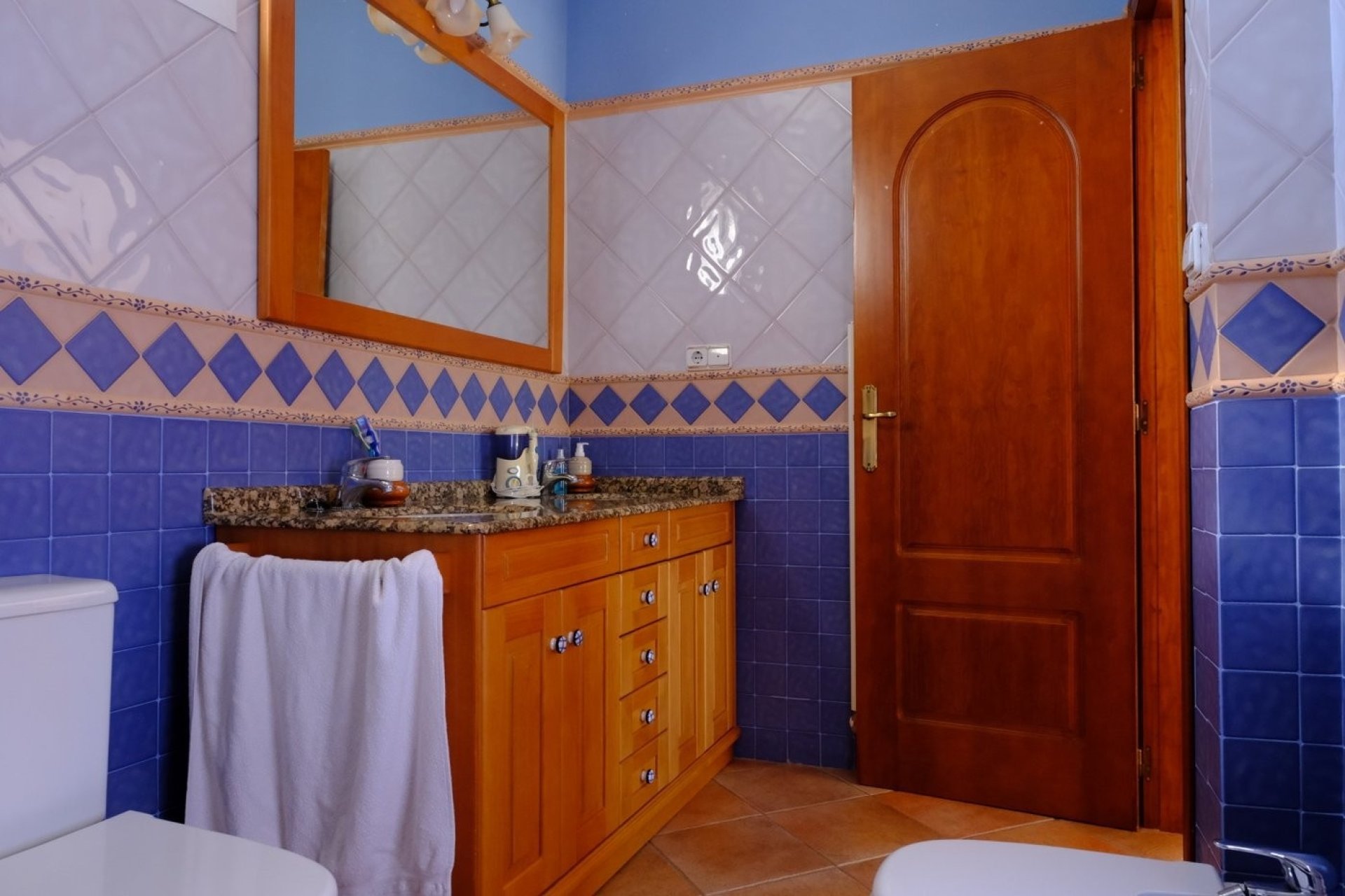 Resale - Finca Country Property -
Orihuela