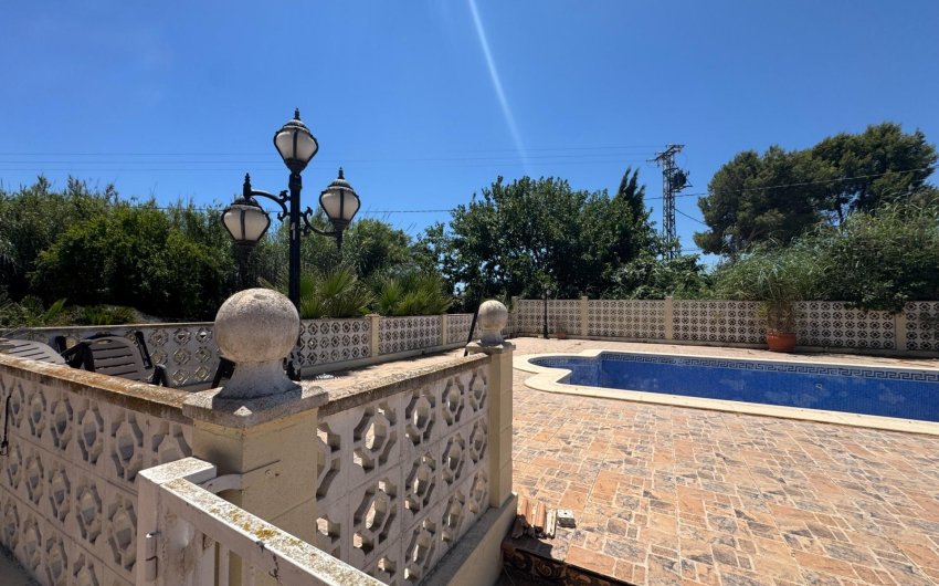 Resale - Finca -
Dolores - Comunidad Valenciana