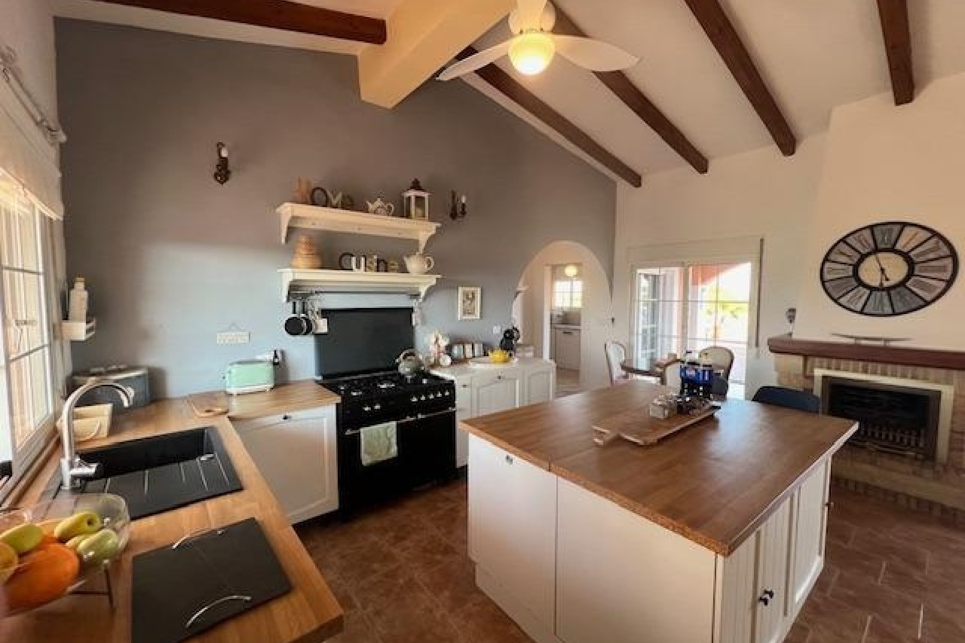 Resale - Finca -
Dolores - Comunidad Valenciana