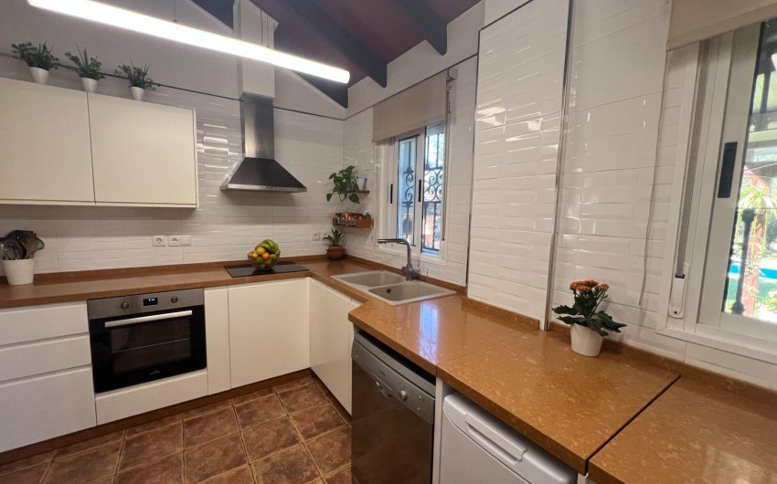 Resale - Finca -
Dolores - Comunidad Valenciana