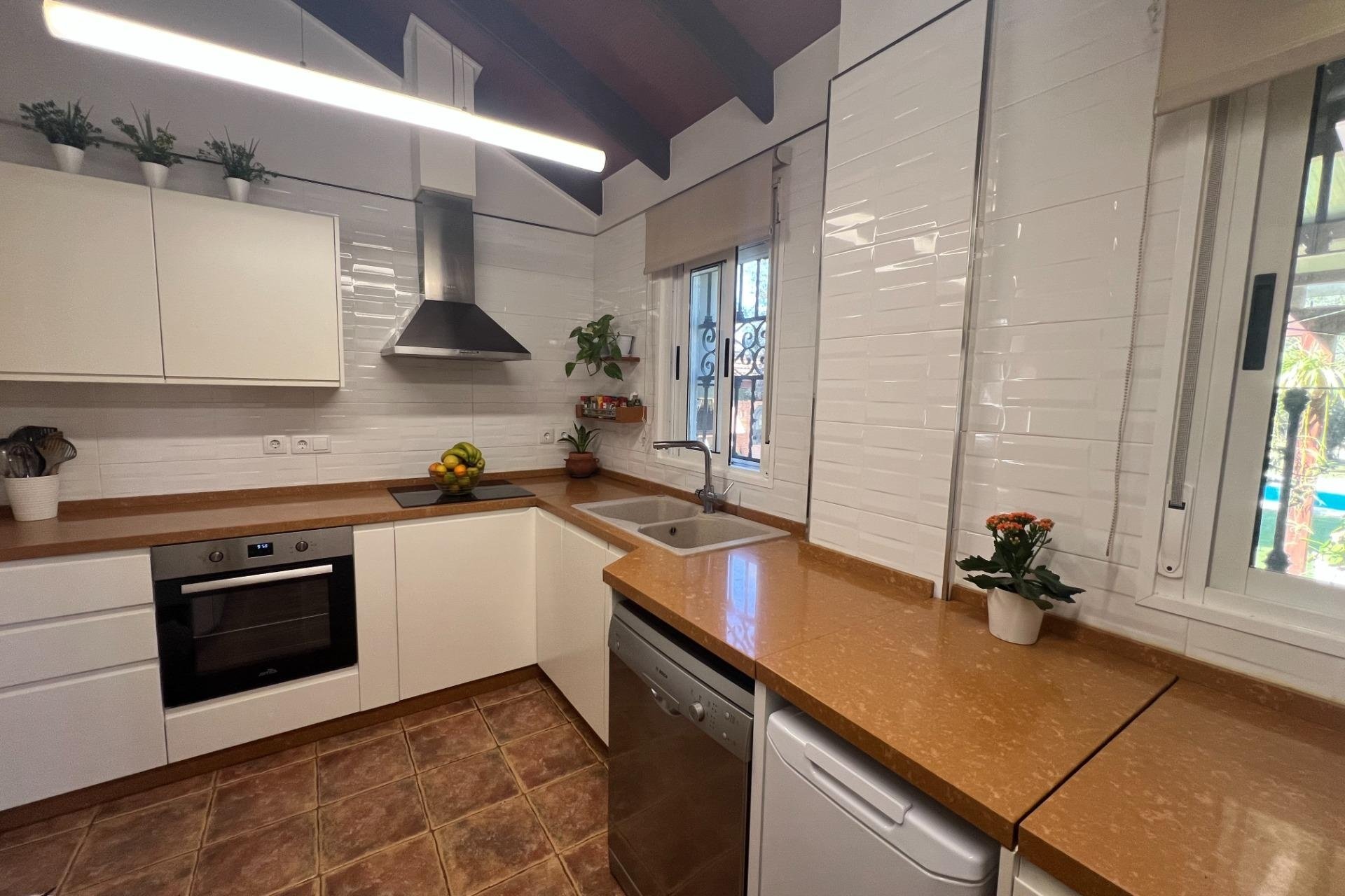 Resale - Finca -
Dolores - Comunidad Valenciana