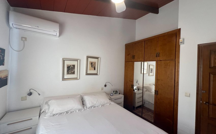 Resale - Finca -
Dolores - Comunidad Valenciana