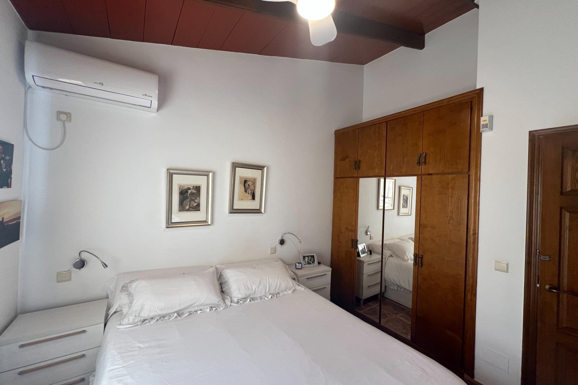 Resale - Finca -
Dolores - Comunidad Valenciana