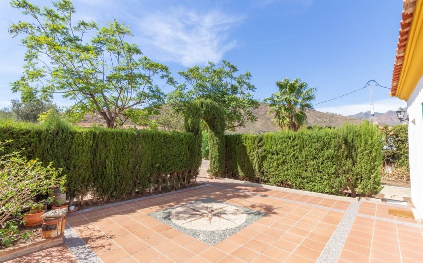 Resale - Finca -
Entrerrios - Inland