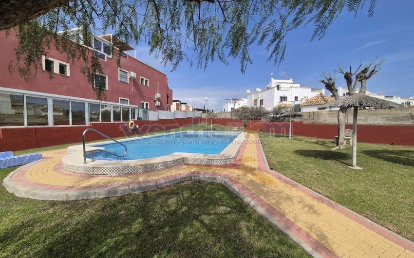 Resale - high-bungalow -
Orihuela Costa - Los Altos