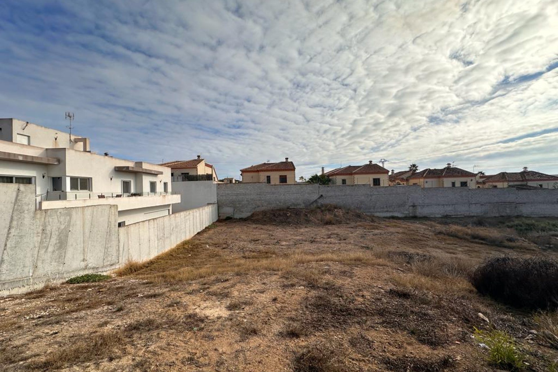 Resale - Land -
La Marina - San fulgencio