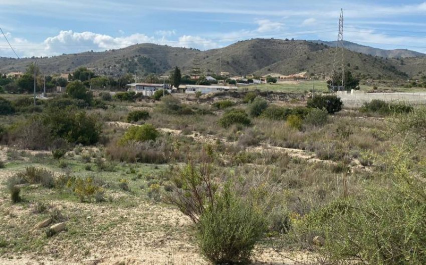 Resale - Land -
Villajoyosa - Mediases