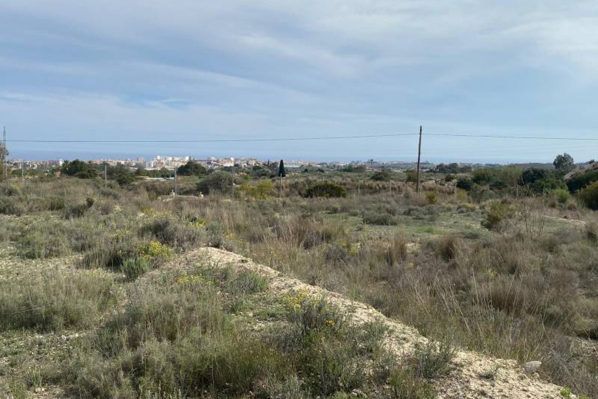 Resale - Land -
Villajoyosa - Mediases