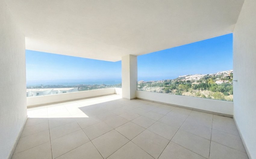 Resale - Penthouse -
Benalmádena - Costa del Sol