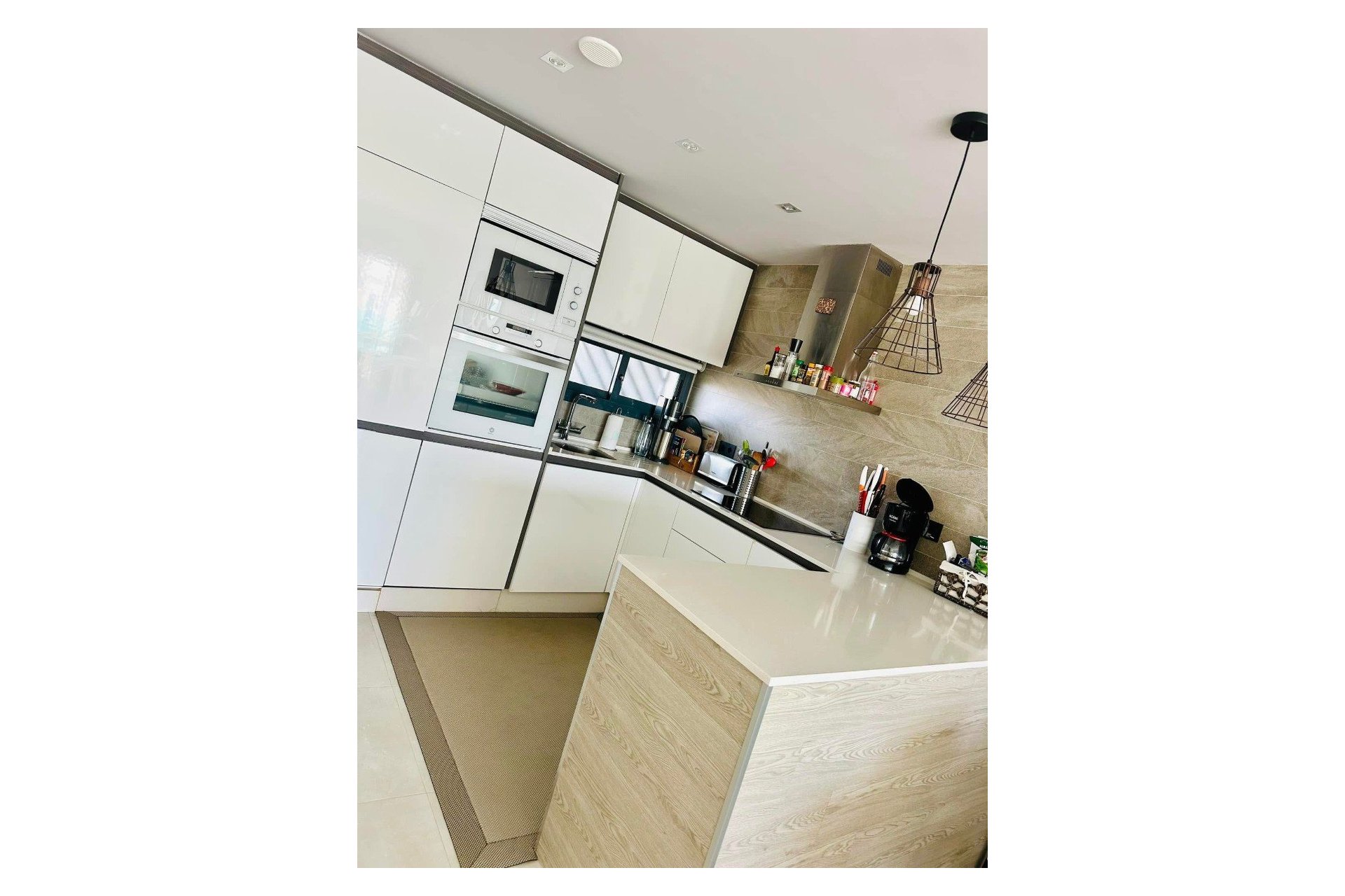 Resale - Penthouse -
El Raso - Costa Blanca