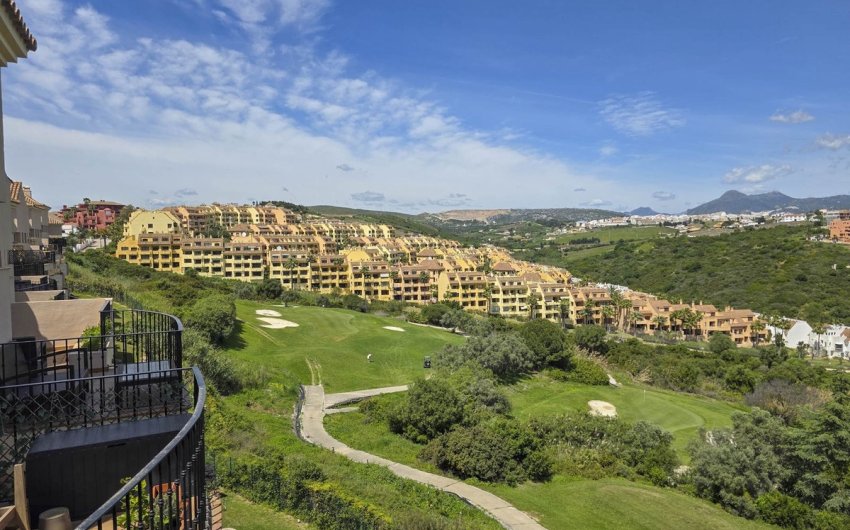 Resale - Penthouse -
La Duquesa - Costa del Sol