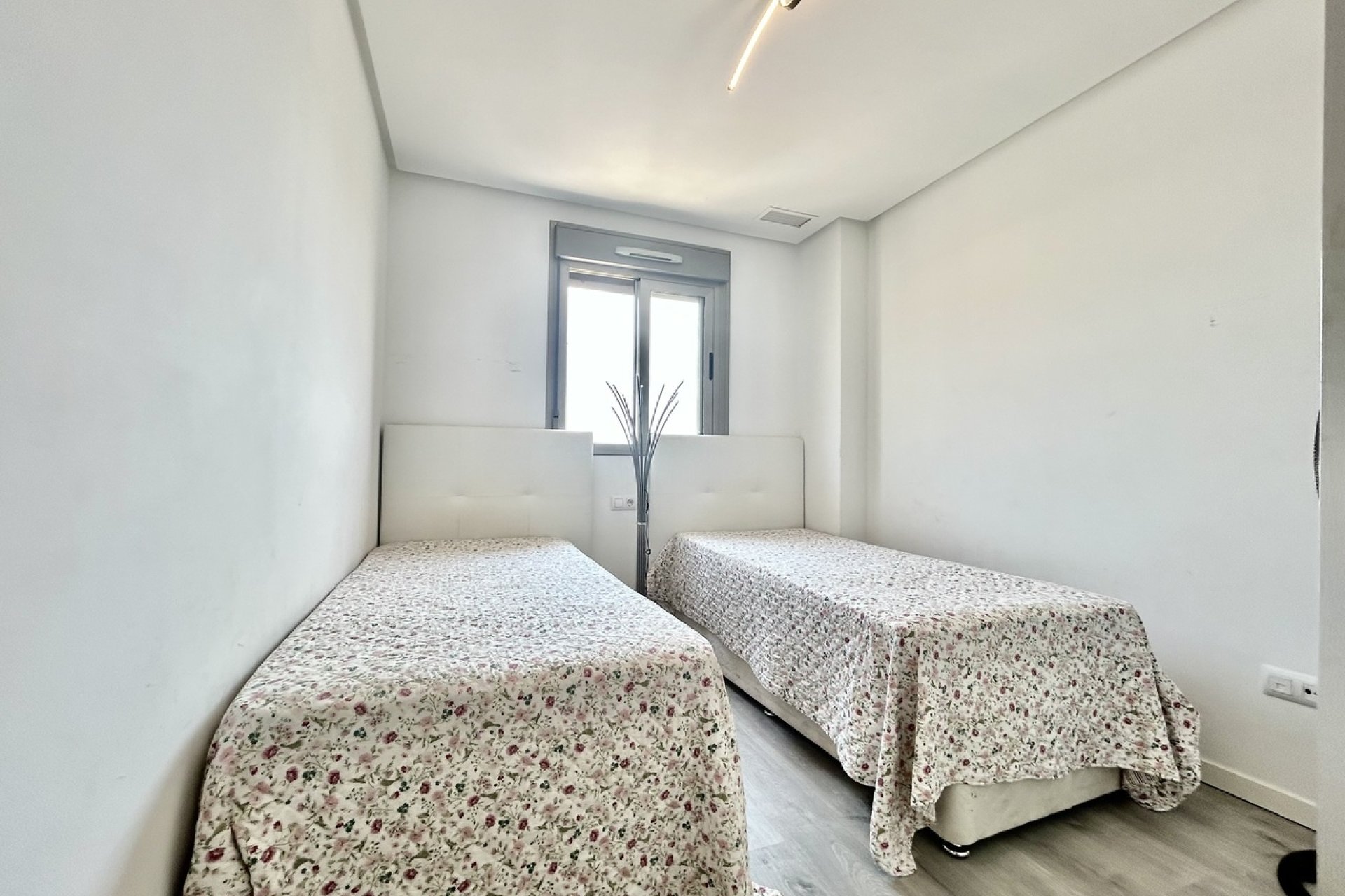 Resale - Penthouse -
Los Dolses - Inland