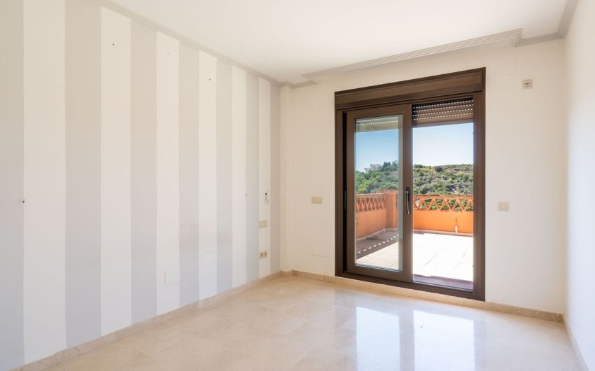 Resale - Penthouse -
Manilva - Inland
