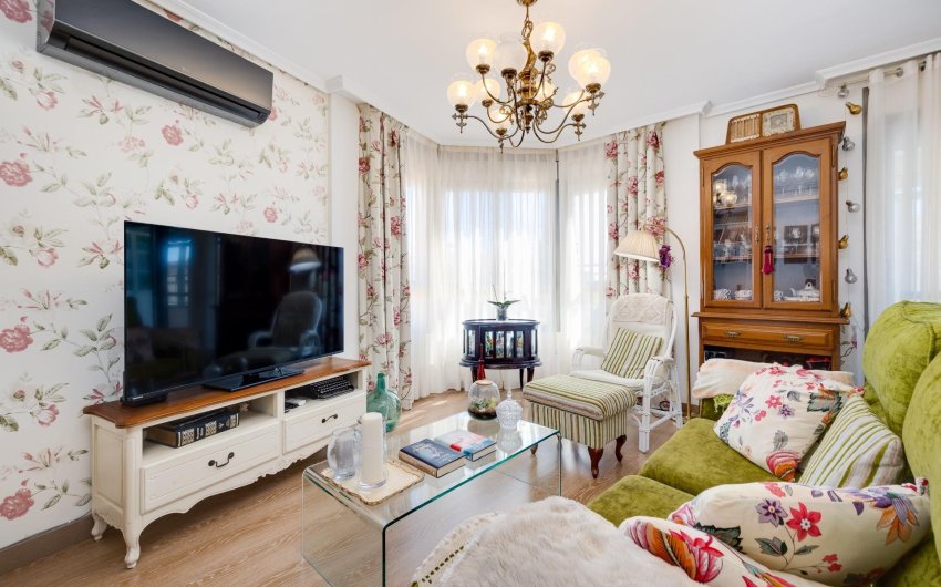 Resale - Penthouse -
Torrevieja - Centro