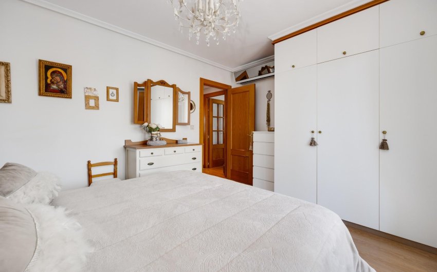 Resale - Penthouse -
Torrevieja - Centro