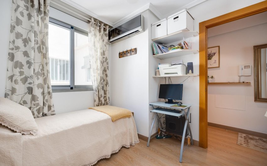 Resale - Penthouse -
Torrevieja - Centro