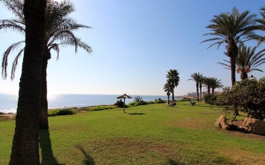 Resale - Penthouse -
Torrevieja - La Veleta