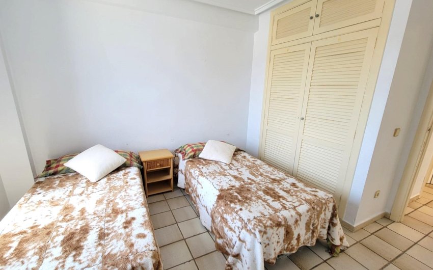 Resale - Penthouse -
Torrevieja - Playa De La Mata