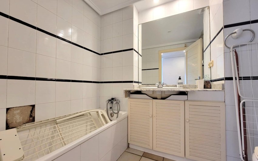 Resale - Penthouse -
Torrevieja - Playa De La Mata