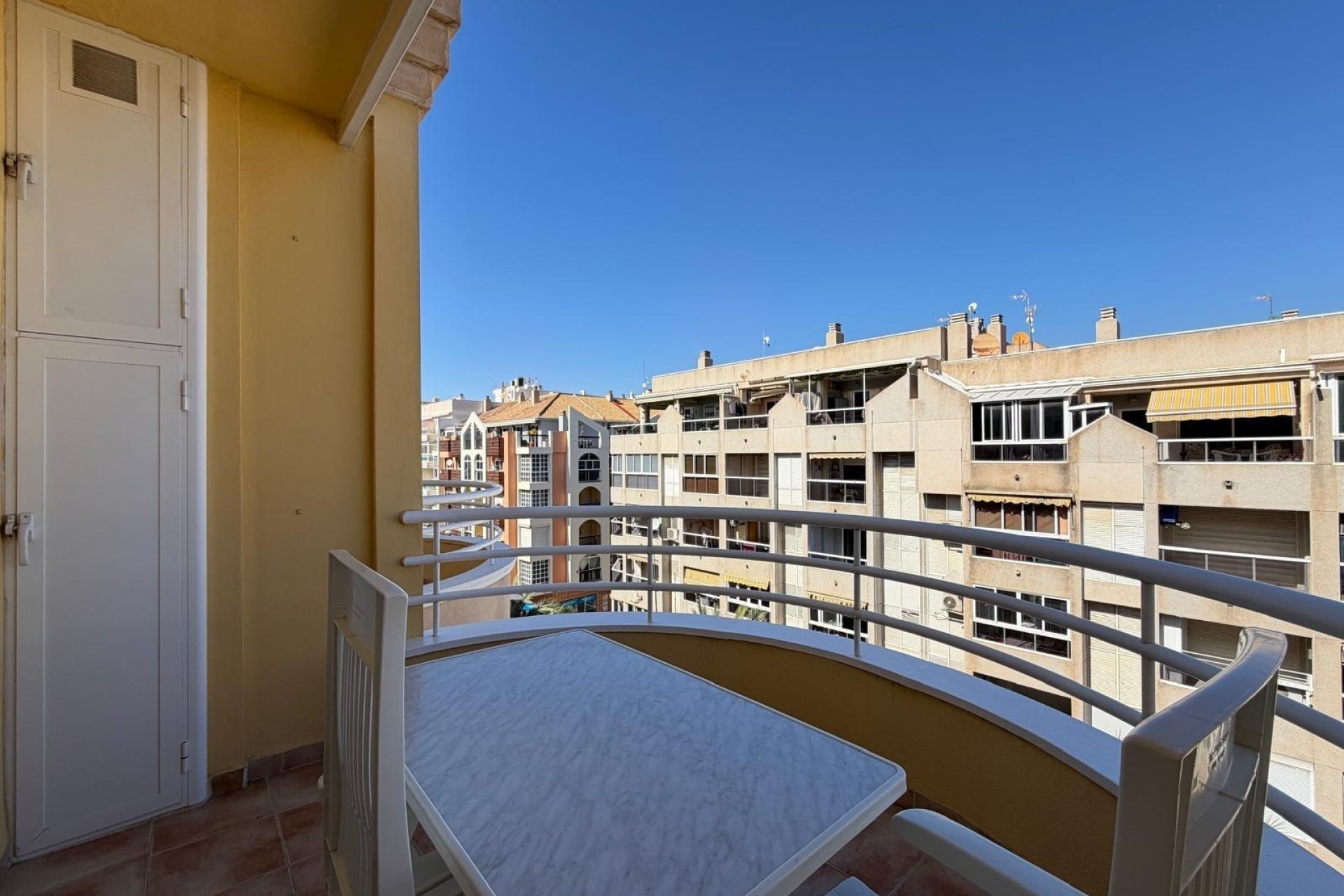 Resale - Penthouse -
Torrevieja - Playa del Cura