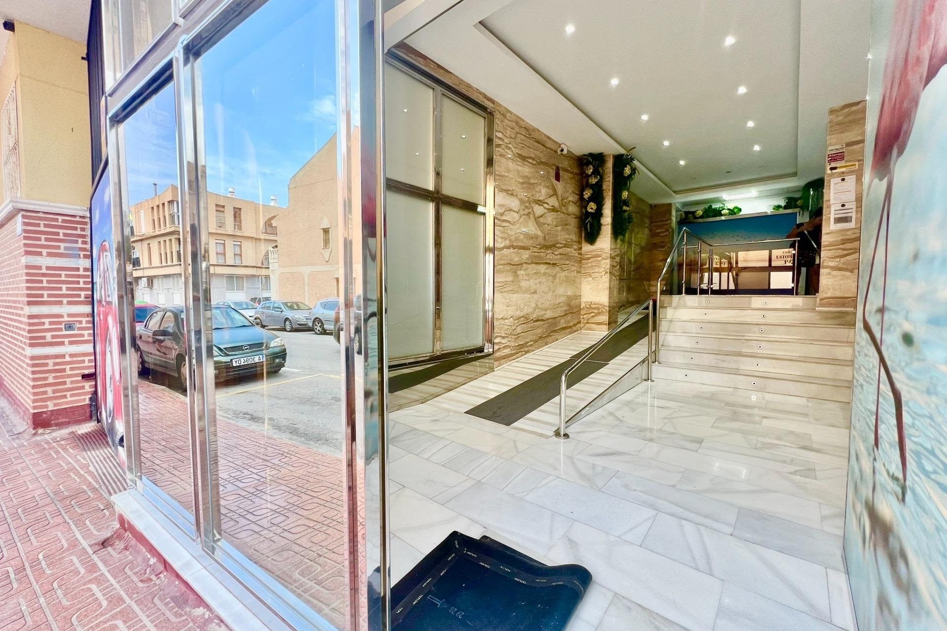 Resale - Penthouse -
Torrevieja - Playa del Cura