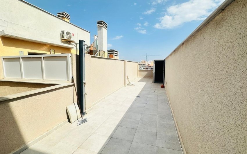 Resale - Penthouse -
Torrevieja - Playa del Cura