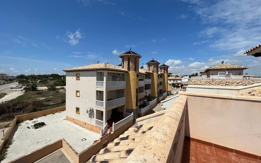 Resale - Quad House -
Orihuela Costa - Montezenia